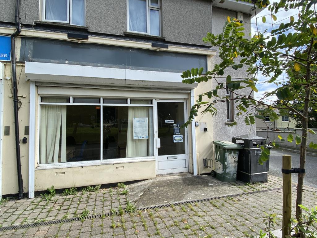 Lot: 25 - COMMERCIAL PROPERTY WITH POTENTIAL - Ground Floor front elevation
